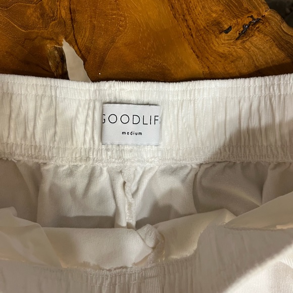 Like new. Used a couple of times. No wear and tear, stains or holes - Picture 4 of 4